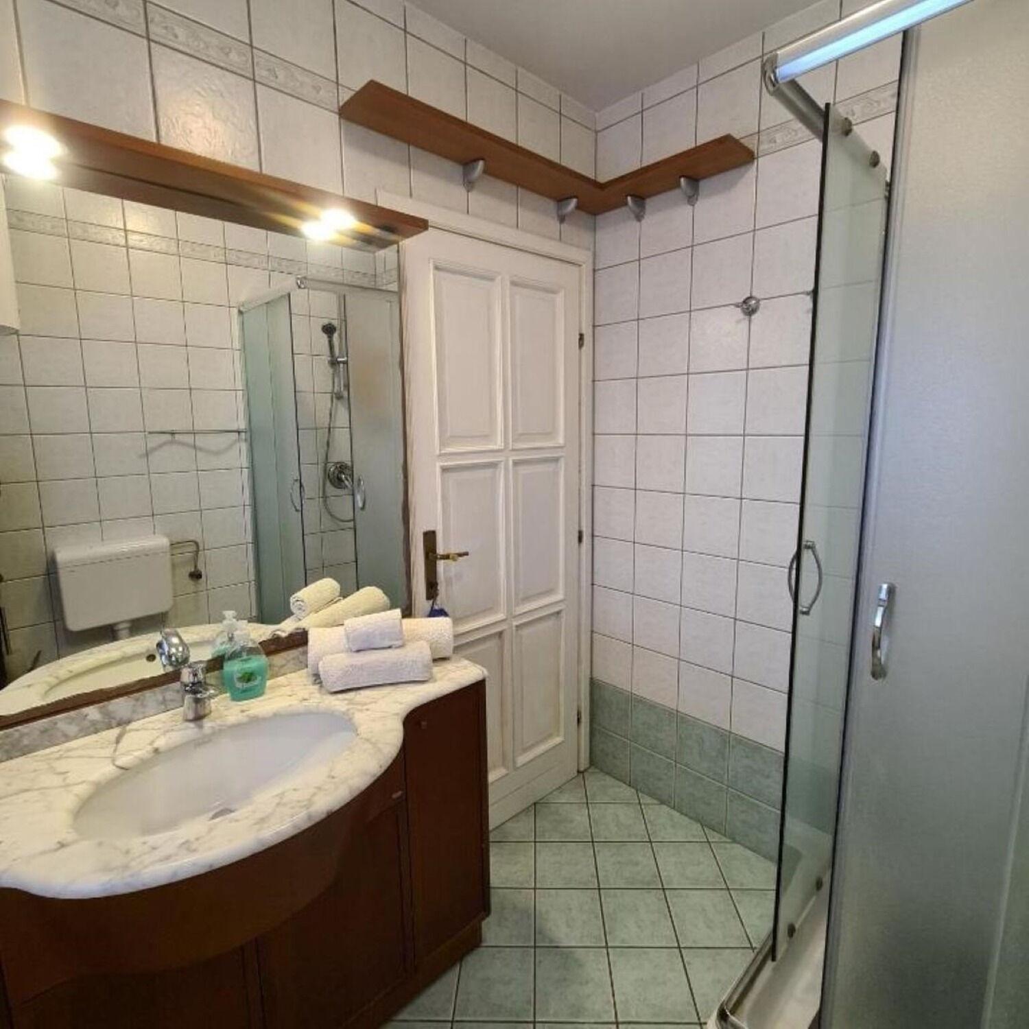 Apartments Berto - 500M To The Beach Rovinj Bagian luar foto
