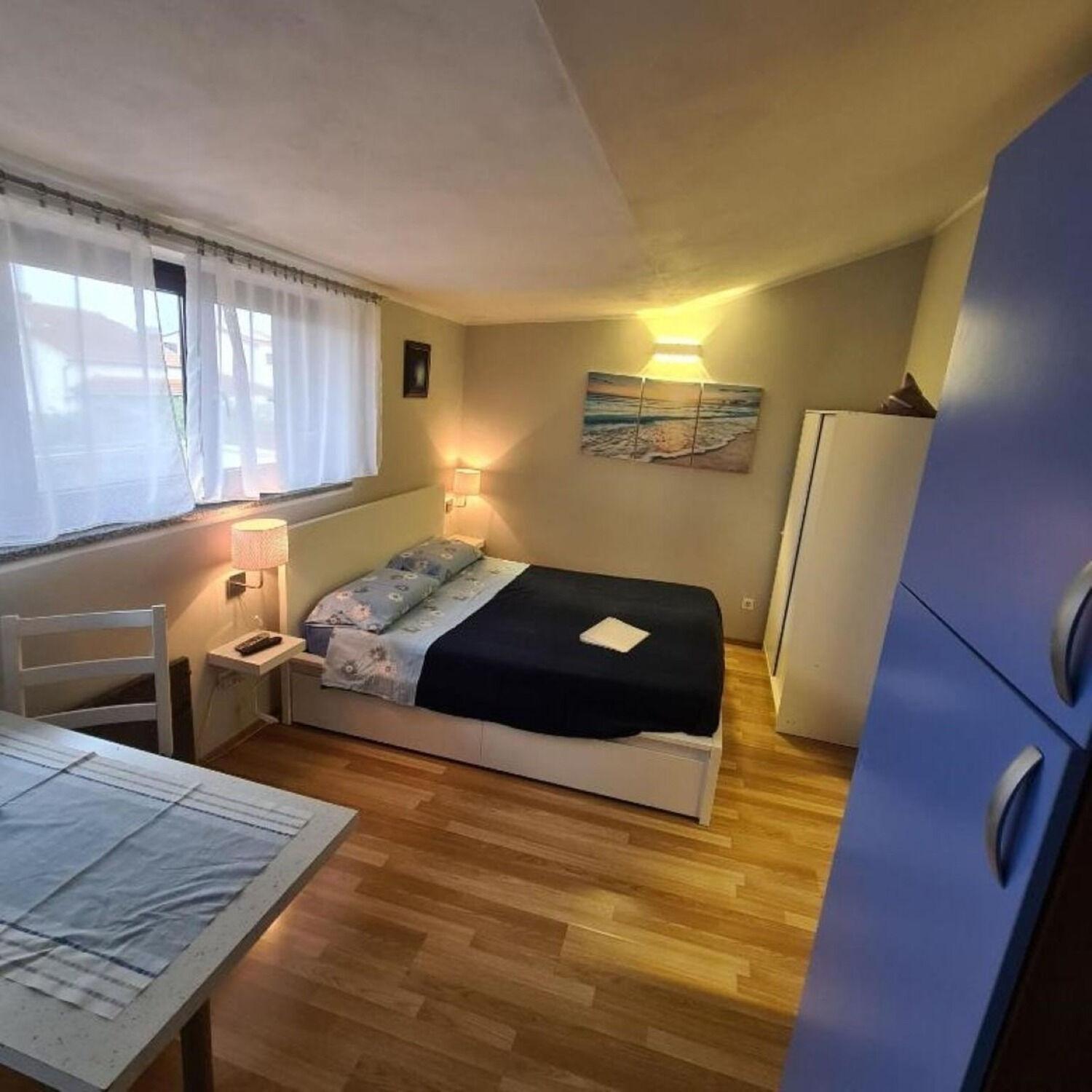 Apartments Berto - 500M To The Beach Rovinj Bagian luar foto