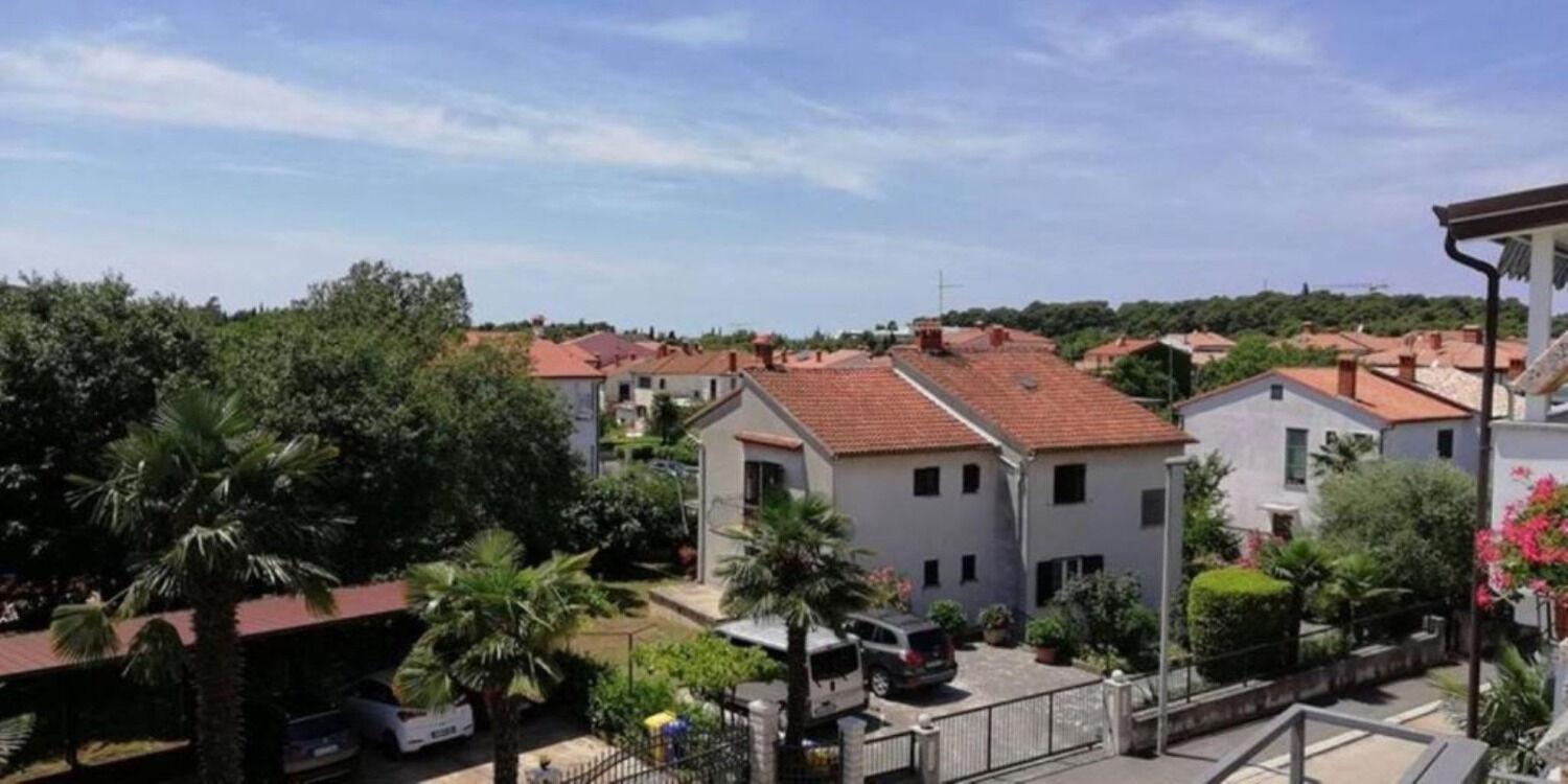 Apartments Berto - 500M To The Beach Rovinj Bagian luar foto